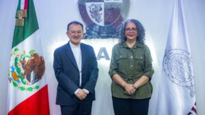 joseph spiteri con la gobernadora graciela dominguez