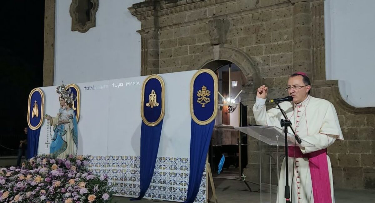 Nuncio apostólico en México pide por la conversión de quienes ejercen violencia en el “Rosario por la Paz” desde Guasave