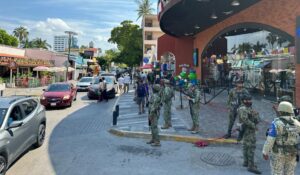 Balean a joven en plena zona dorada de Mazatlán; fue trasladado grave de salud a un hospital