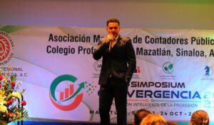 Retos, trascendencia y éxito de Grupo ARHE son llevados por Juan José Arellano al XX Simposium Convergencia 2027 en Mazatlán, Sinaloa
