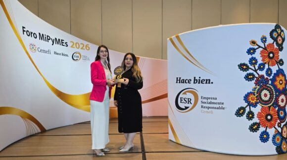 Laboratorios Delia Barraza recibe por 18.º año consecutivo el Distintivo ESR