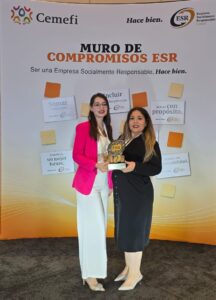 Laboratorios Delia Barraza recibe por 18.º año consecutivo el Distintivo ESR