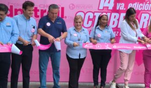 Laboratorios Delia Barraza y Red Petroil se unen en Octubre Rosa para impulsar detección oportuna del cáncer de mama