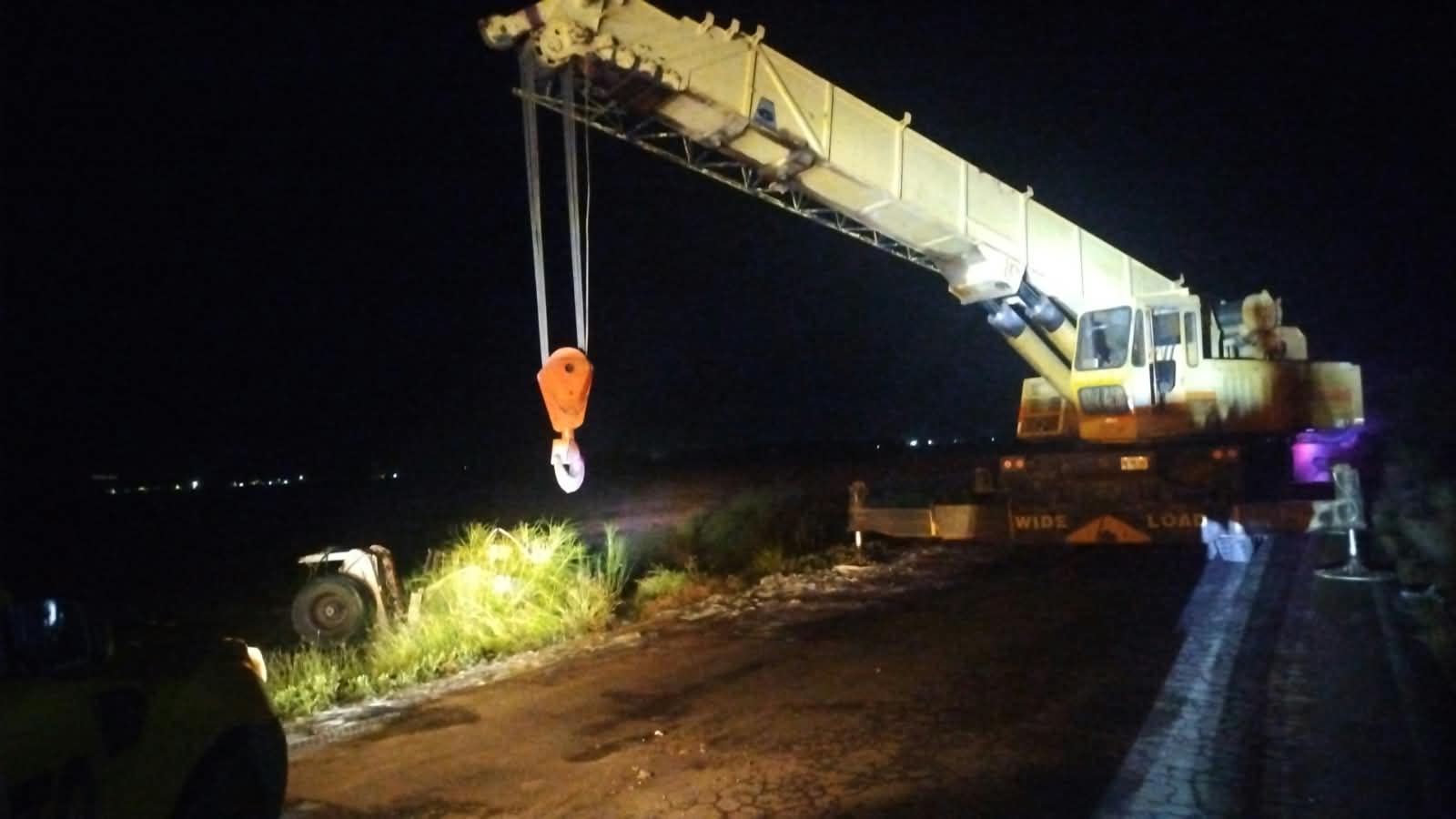 Liberan la carretera Libramiento Oriente tras estar cerrada más de 24 horas por accidente de pipa cargada de gasolina en Ohuira