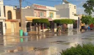 ¡Llueve en Guasave y Protección Civil ya vigila a “Simón”! Piden no confiarse ante posibles cambios en su trayectoria