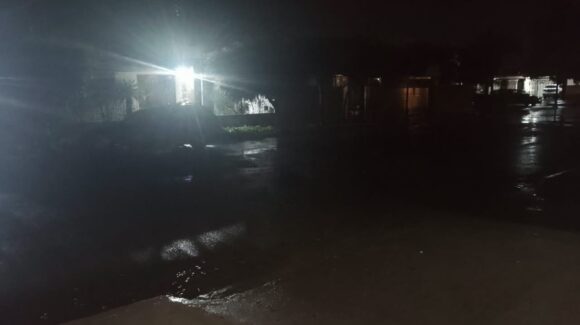 Se cumple el pronóstico: fuerte lluvia sorprende a Guasave durante la madrugada