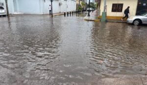 Tormenta tropical Vance y otros fenómenos provocarán lluvias intensas de hasta 150 milímetros en el sur de Sinaloa
