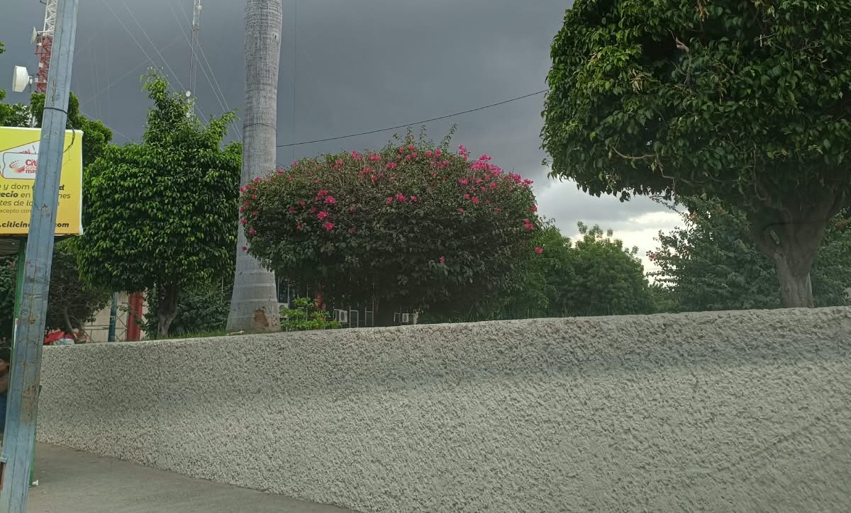 Lluvias ligeras en Guasave por "Vance"