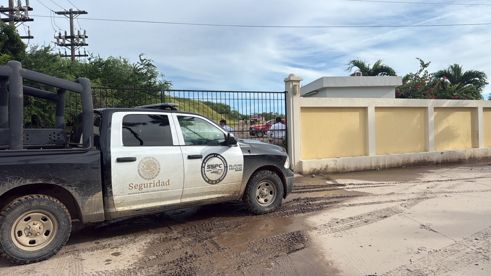 Hallan a mujer sin vida en playa Pato Blanco, en Mazatlán