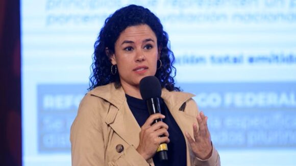 ‘No habla de crítica, de memes, de sátira’… aclaran en la ‘mañanera’ de qué se trata la llamada ‘Ley Antimemes’