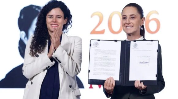 Sheinbaum pone en marcha decreto para que Meta, TikTok, Google, X y más, blinden a menores de contenidos peligrosos