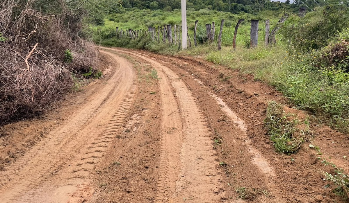 Mantenimiento de caminos rurales en Mazatlán