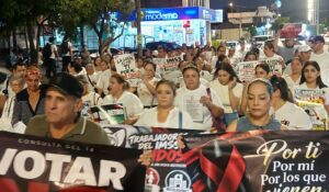Se suman trabajadores del IMSS de Guamúchil a protesta nacional; exigen mejores condiciones laborales