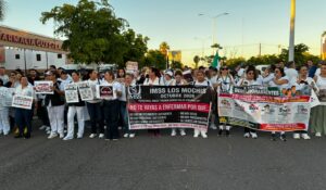 Personal del IMSS Los Mochis se manifiesta; exigen mejores salarios e insumos