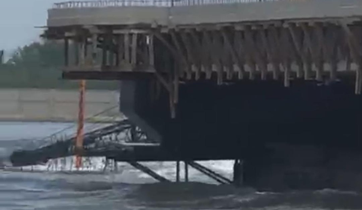 Marejada llega a construcción de puente Bellavista-Las Glorias, en Guasave