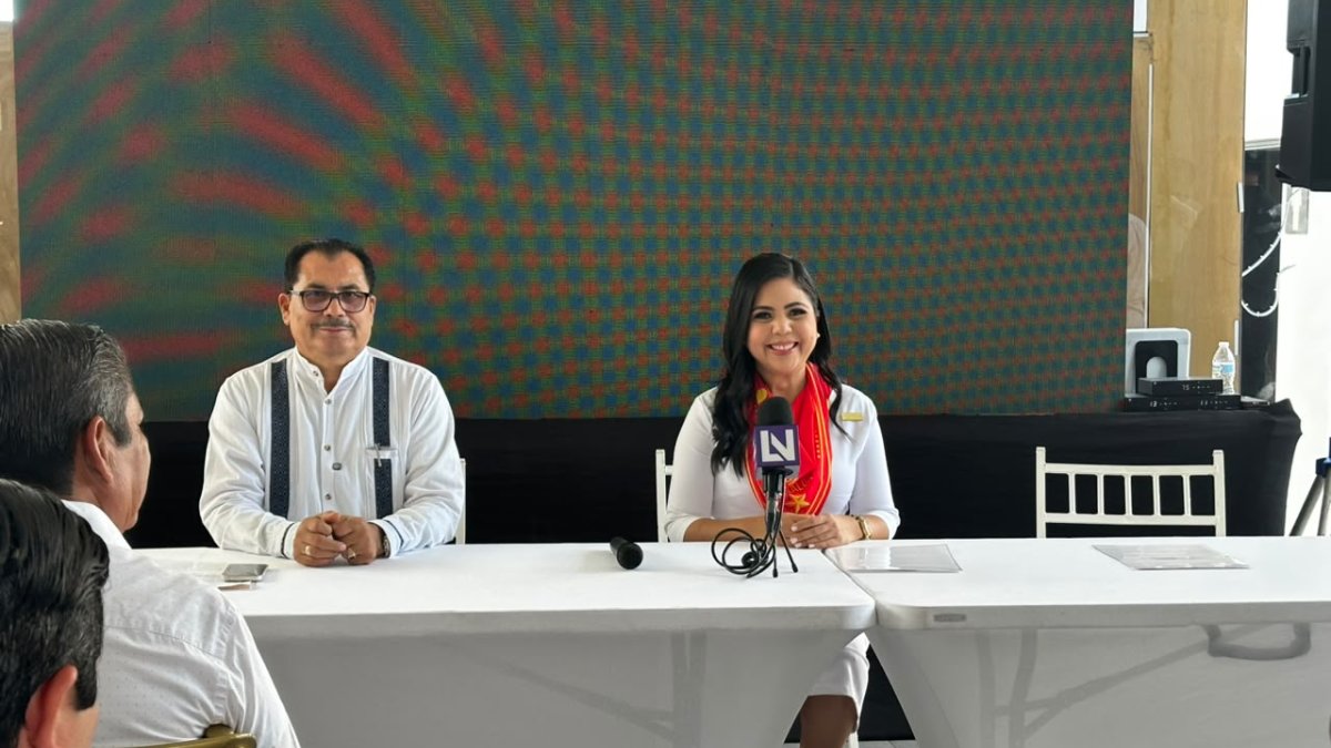 maria joses salazar reyes coordinadora de afiliacion del partido del trabajo conferencia