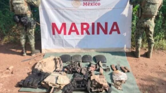 Marina asegura 450 cartuchos y equipo táctico durante recorrido en Siqueiros, Mazatlán, Sinaloa