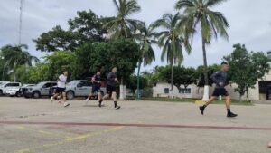 marina celebra 205 años de la armada con biatlon en mazatlan