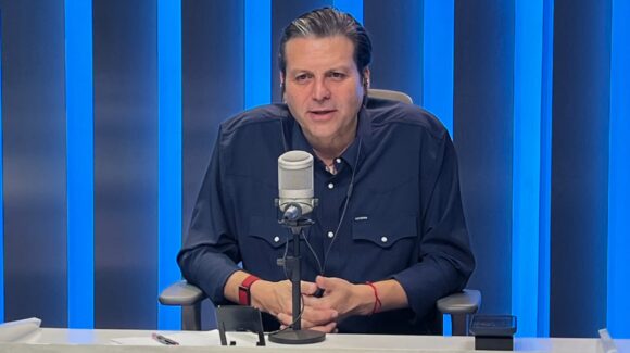 Sostiene Mario Zamora que aventaja a Imelda Castro con 16 puntos por la gubernatura, según encuestas