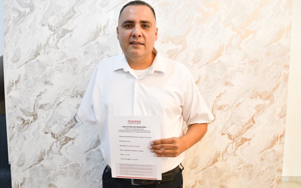 Regidor Martín Camacho se registra para buscar la Coordinación Municipal de Morena en Salvador Alvarado, Sinaloa