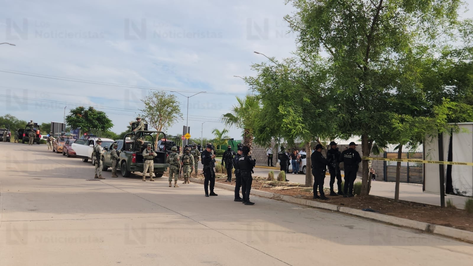 Ejecutan a dos primos frente a Residencial Villa San José, sector Valle del Agua en Culiacá