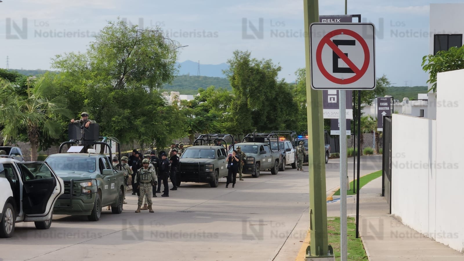 Ejecutan a dos primos frente a Residencial Villa San José, sector Valle del Agua en Culiacá