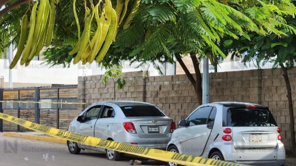 Acribillan a balazos a dos primos frente a Residencial Villa San José, sector Valle del Agua en Culiacán, Sinaloa