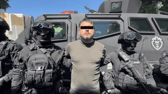 Con drones y helicóptero, detienen en Zapopan al ‘Compa Mike 517’, buscado por EU y presunto operador del CDS