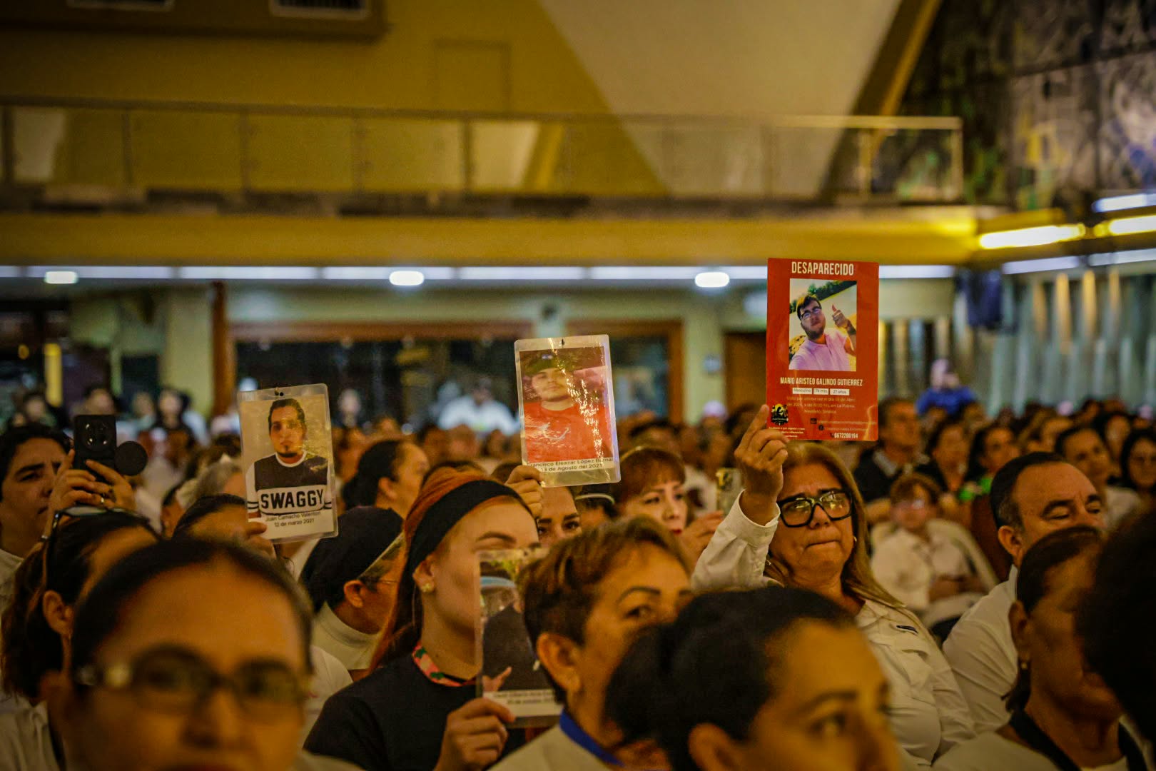 Madres de buscadoras, viudas de policías y víctimas de la violencia presentes en misa en La Lomita por Nuncio Apostólico