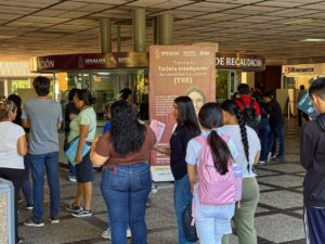 Módulo para activar tarjetas de estudiantes con descuento para el camión
