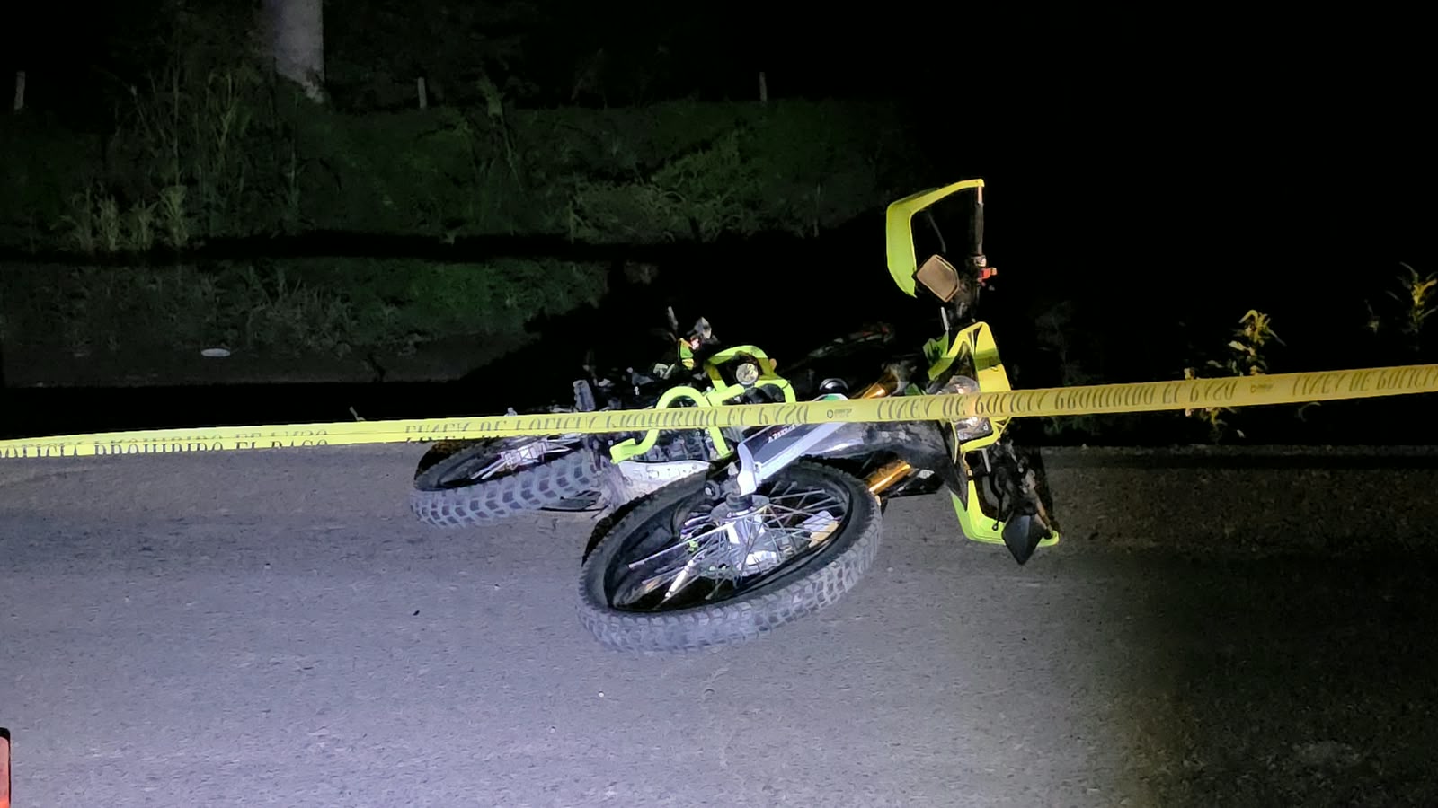 Jesús Edel pierde la vida al derrapar la moto que conducía sobre La 20 de Costa Rica