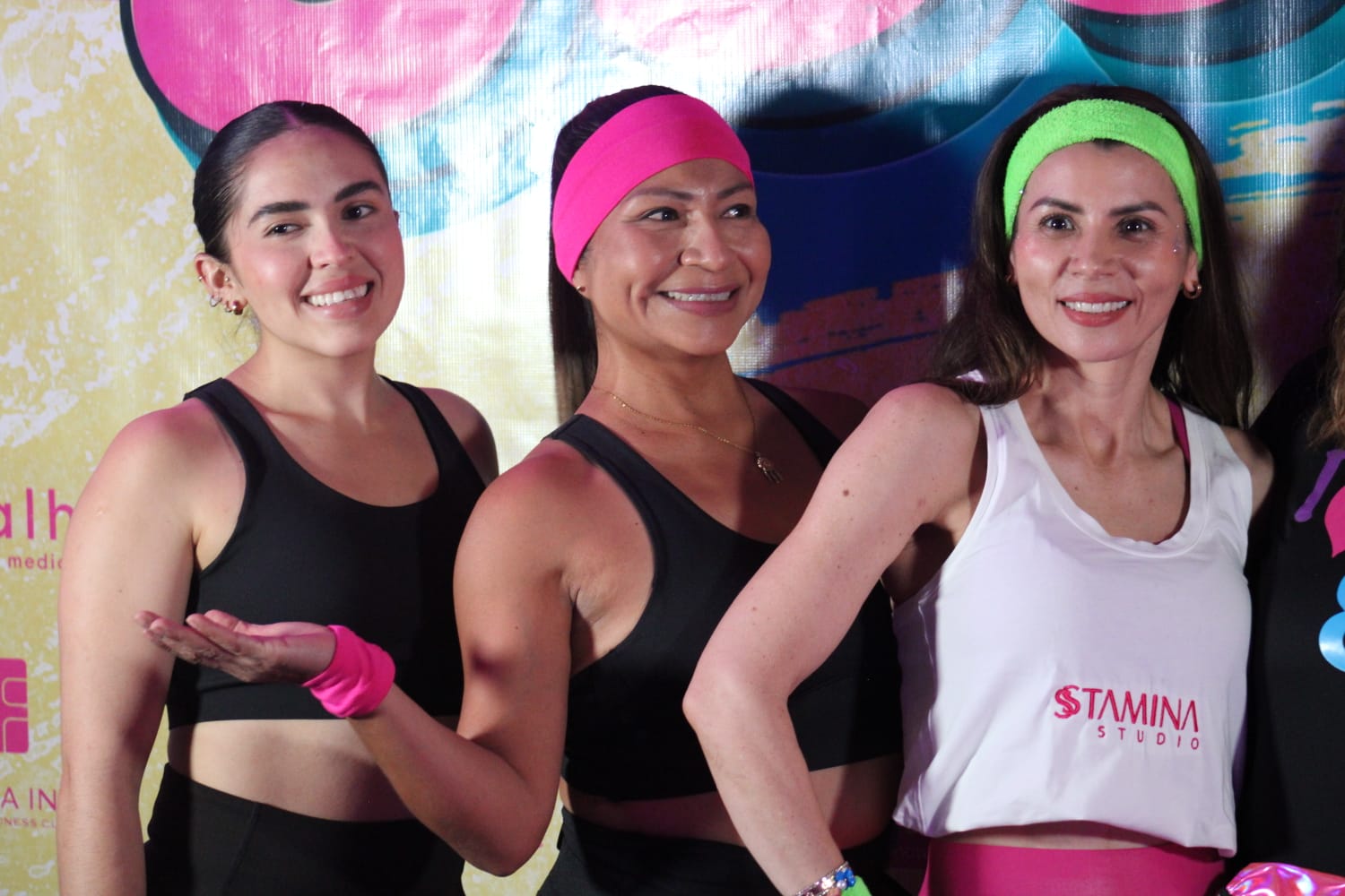 Mujeres se unen contra el cáncer en iniciativa 80's Stronger Together, en Mazatlán