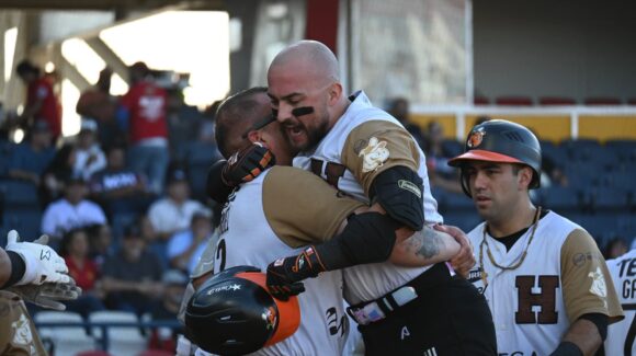 Naranjeros y Algodoneros comparten el liderato de la LMP