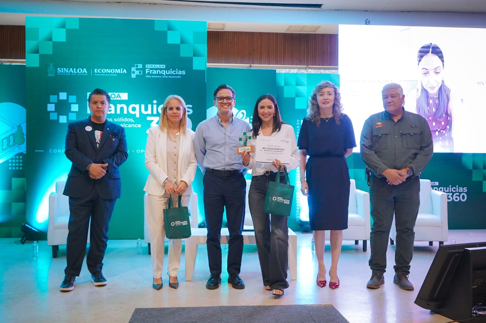 Negocios beneficiados con el programa Franquicias 360 en Sinaloa