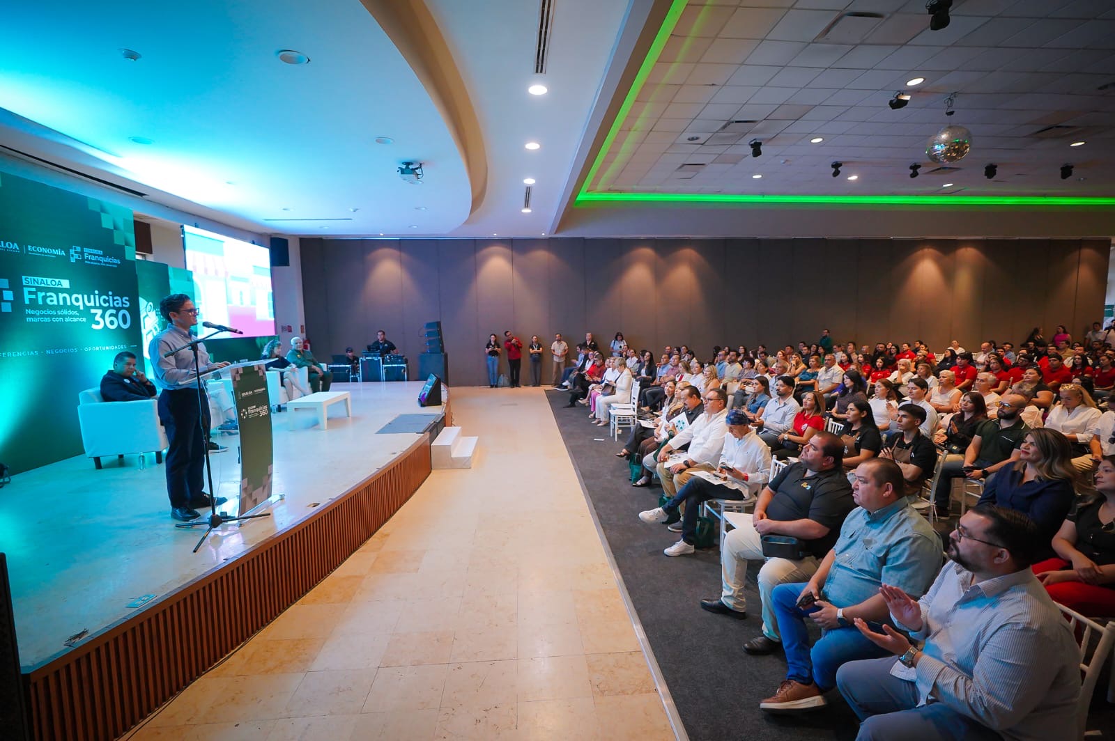 Negocios beneficiados con el programa Franquicias 360 en Sinaloa