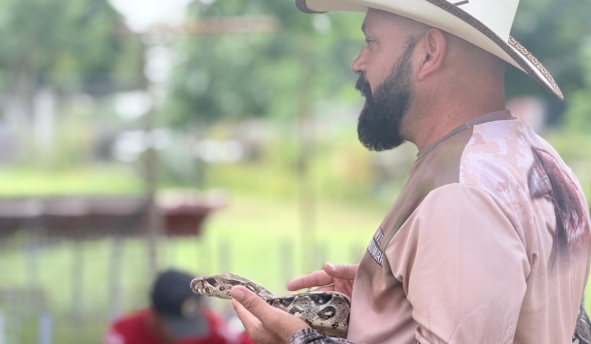 Niños de Casa Santa Eduwigues visitan Pet Farm, en Los Mochis