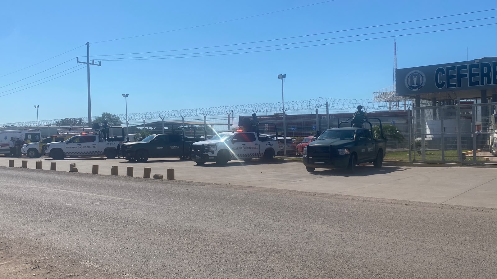 Nuncio apostólico en México llega al Cefereso Núm. 8 en Guasave