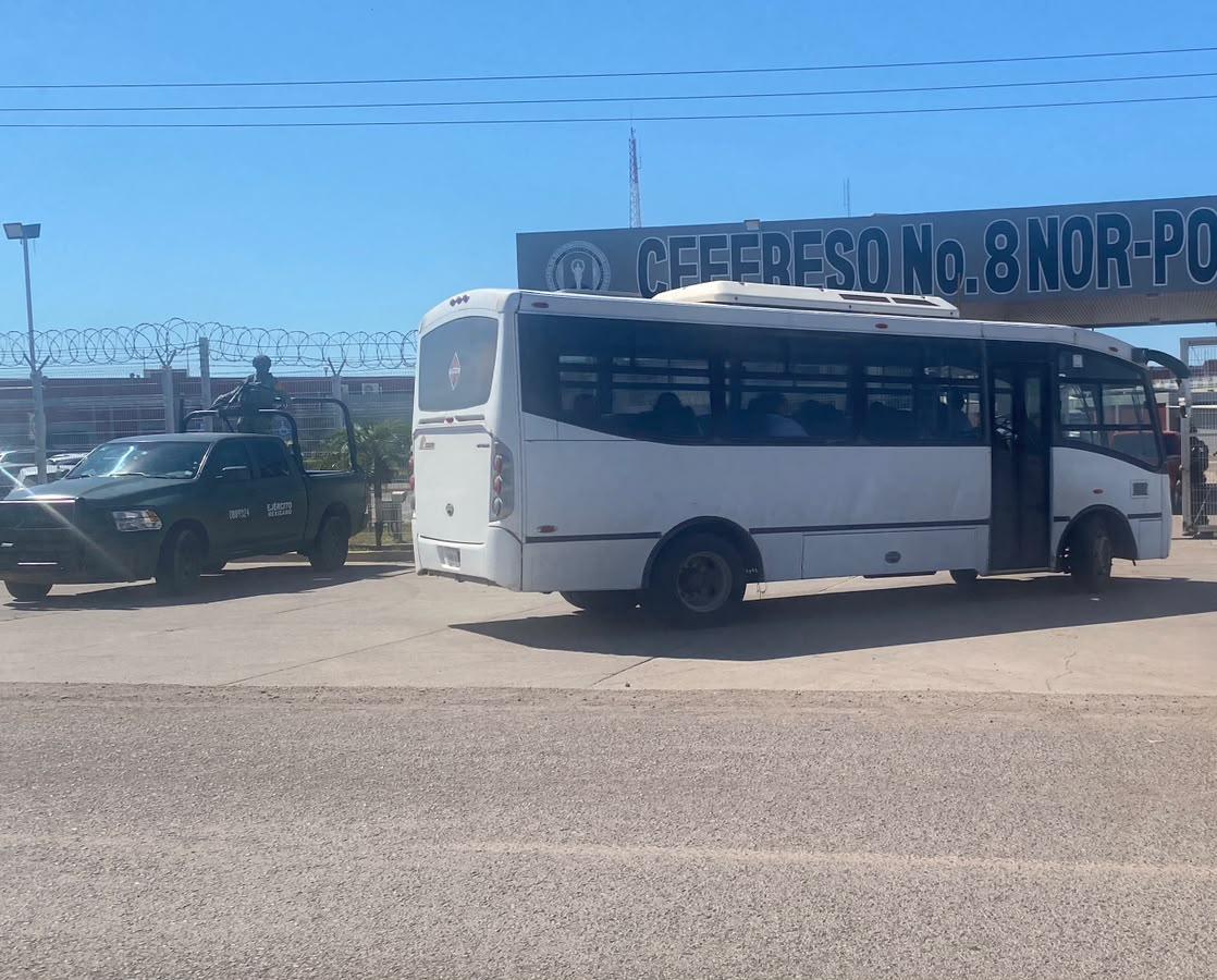 Nuncio apostólico en México llega al Cefereso Núm. 8 en Guasave