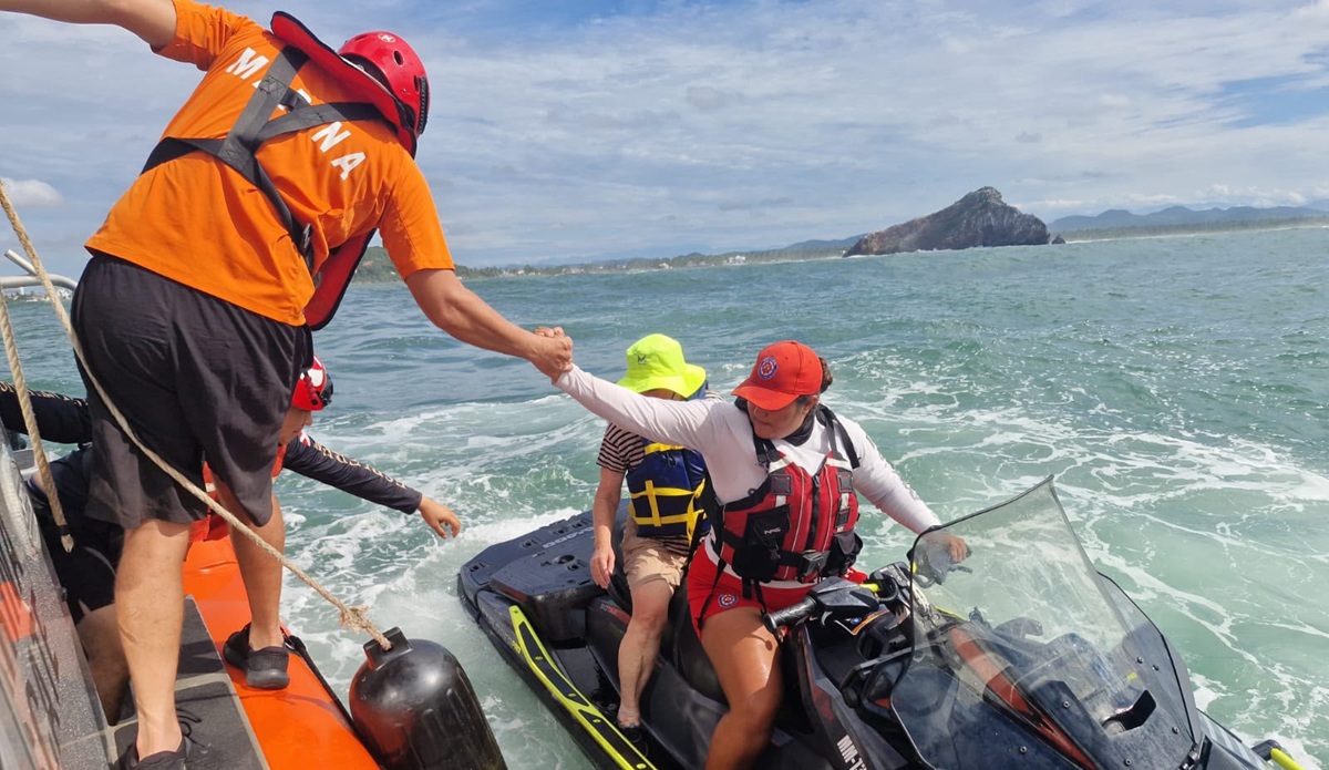 Oleaje impide regreso de embarcación en Mazatlán