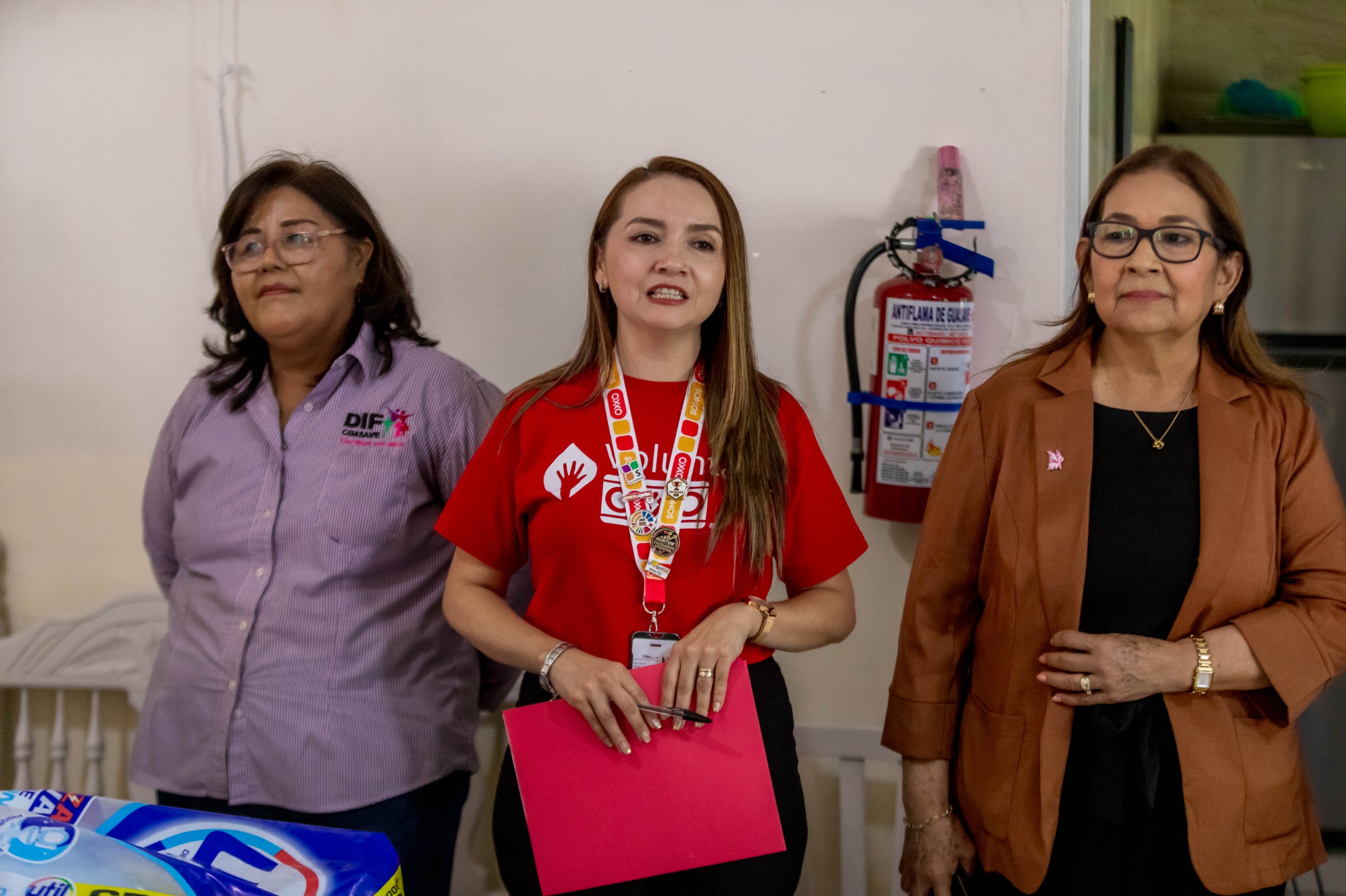 Lleva Oxxo víveres, pañales y artículos de higiene al Asilo de Ancianos de Guasave
