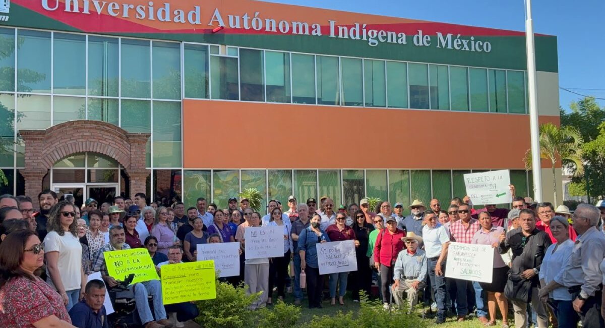 Paran labores trabajadores de la UAIM en Los Mochis; exigen igualación salarial y advierten posible huelga de hambre
