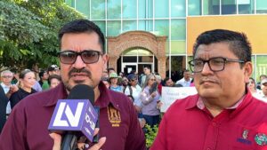 paran labores trabajadores de la uaim en los mochis maestros