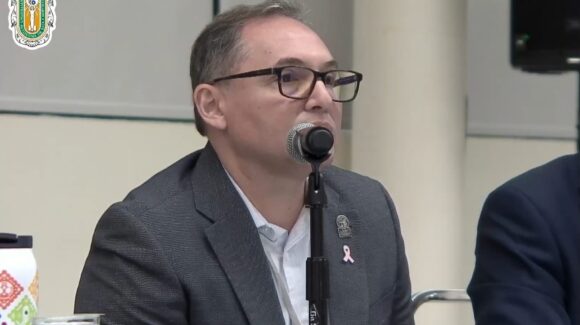 Llama rector de la UAdeO a incluir presupuesto por alumno como criterio en financiamiento universitario