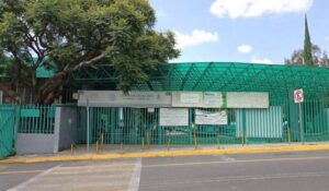 Encapuchados irrumpen en Colegio de Bachilleres 6 en Iztapalapa; reportan un profesor herido