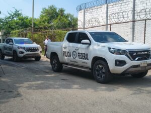Policía Federal en el penal de Mazatlán