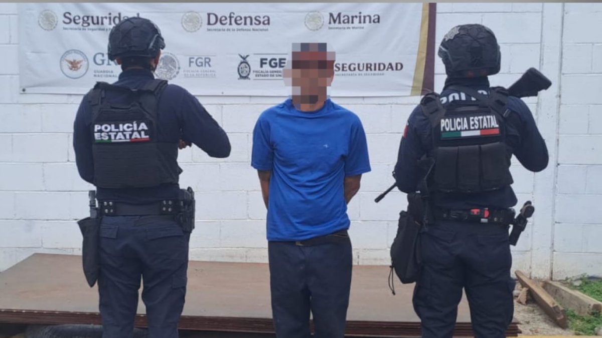 policias estatales detienen a hombre con orden de aprehension vigente en bellavista