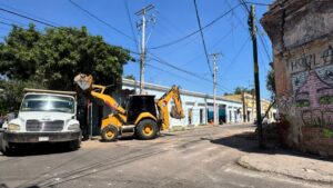 por segunda ocasion se derrumba parte de una casona en culiacan sin