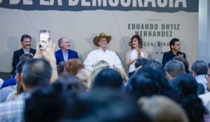 Vicente Fox arremete contra Morena en Sinaloa y llama a consolidar un frente opositor para 2027