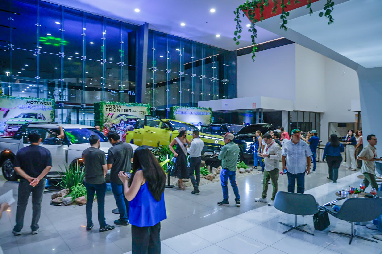 Presentan la Nissan Frontier PRO PHEV 2027