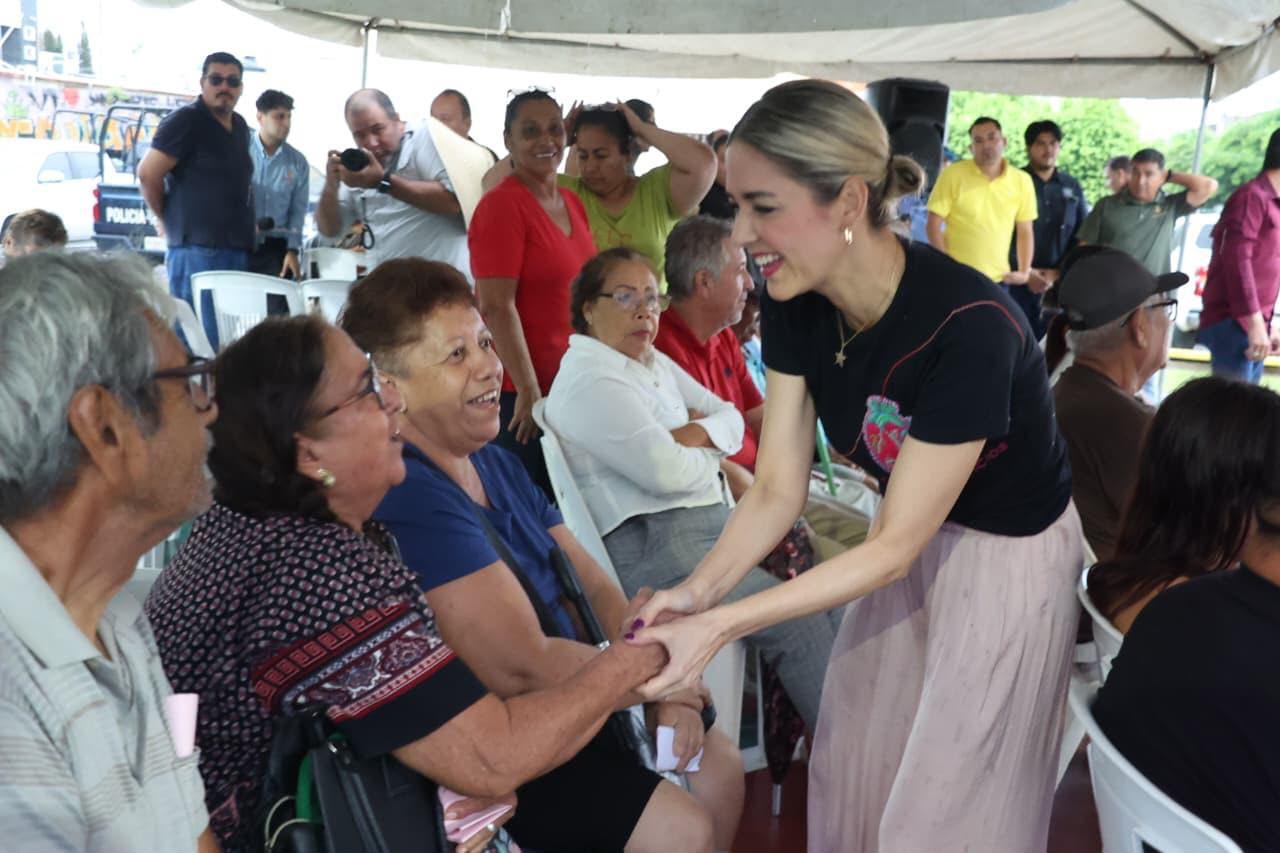Programa Contigo Mazatlán llega a Villas del Rey